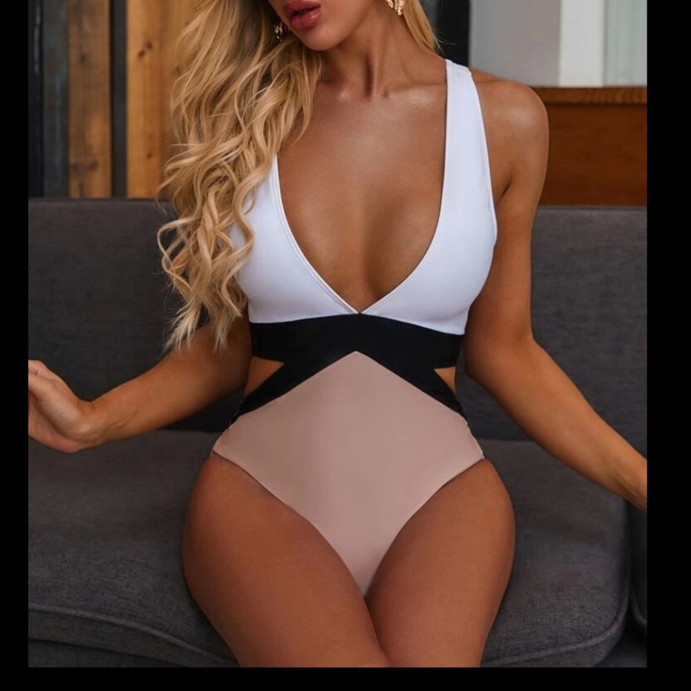Monokini - one piece swim suit